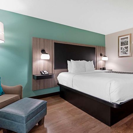 Best Western Plus Greenwood Indy South Inn Bagian luar foto