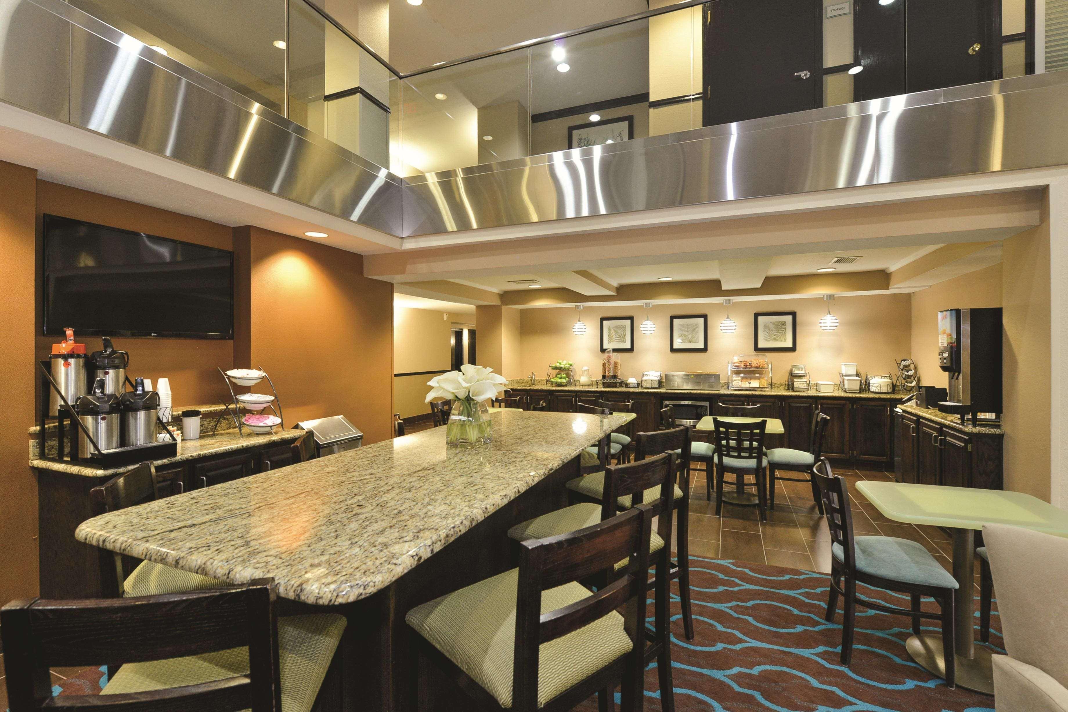 Best Western Plus Greenwood Indy South Inn Bagian luar foto