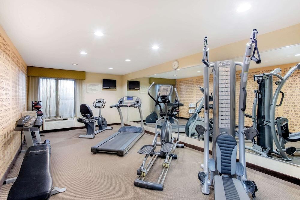 Best Western Plus Greenwood Indy South Inn Bagian luar foto