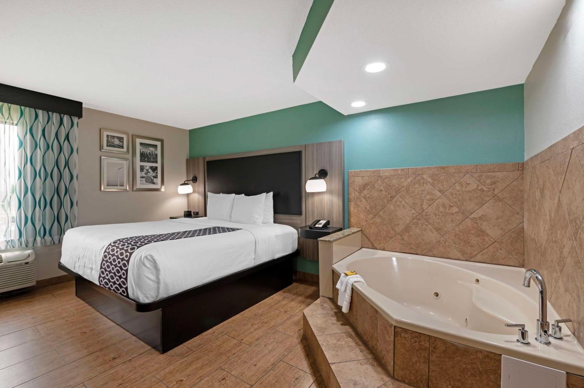 Best Western Plus Greenwood Indy South Inn Bagian luar foto