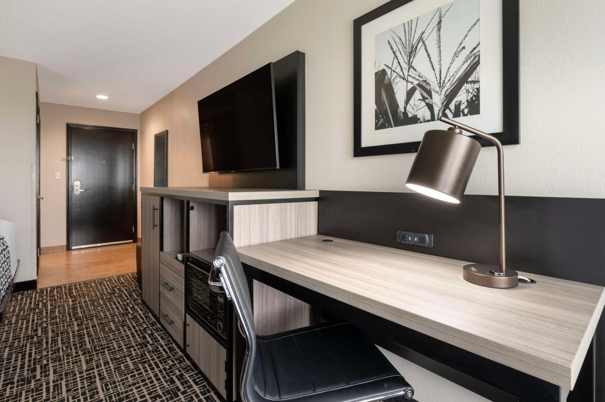 Best Western Plus Greenwood Indy South Inn Bagian luar foto